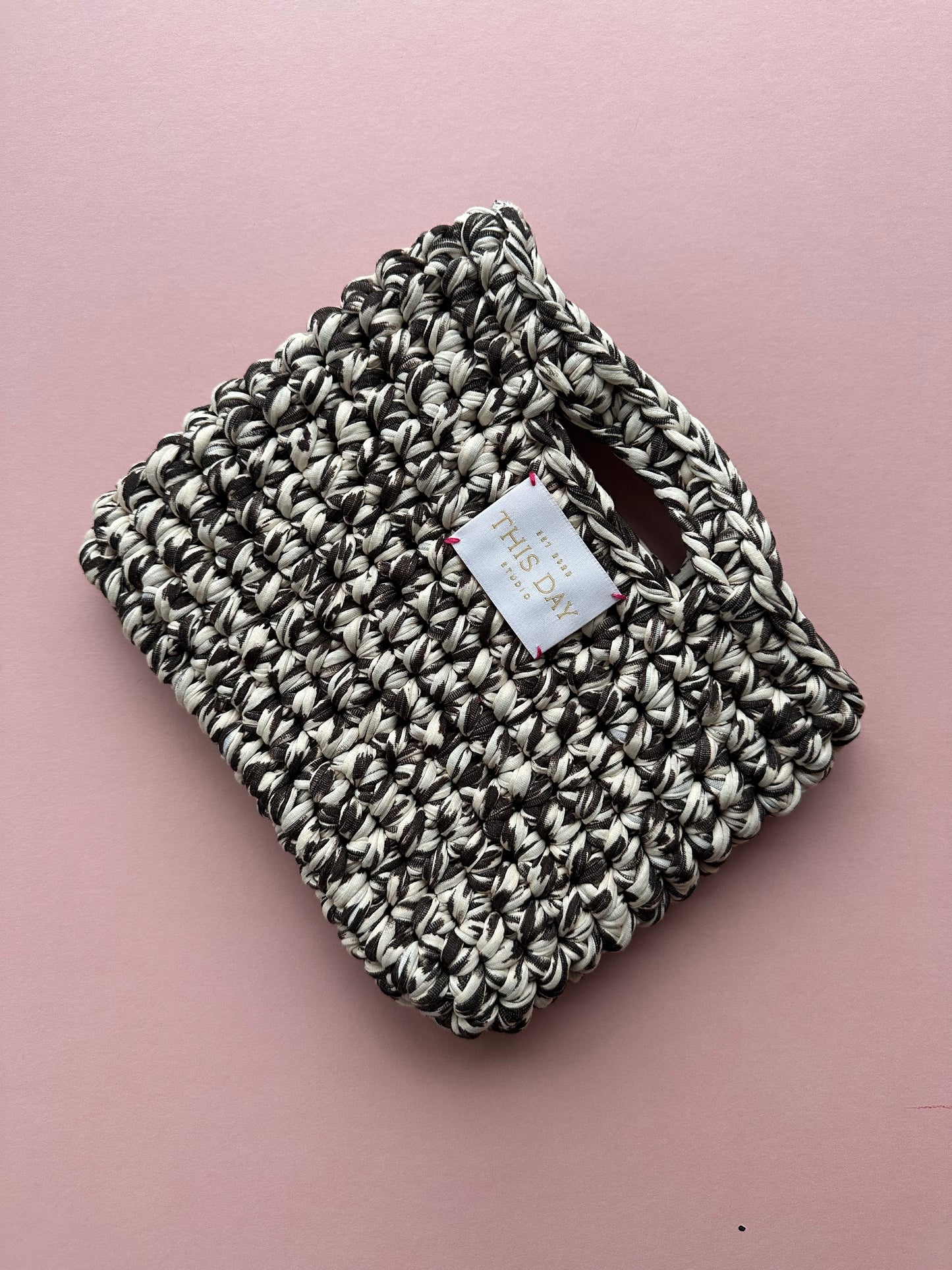 Wild Elegance Crochet bag