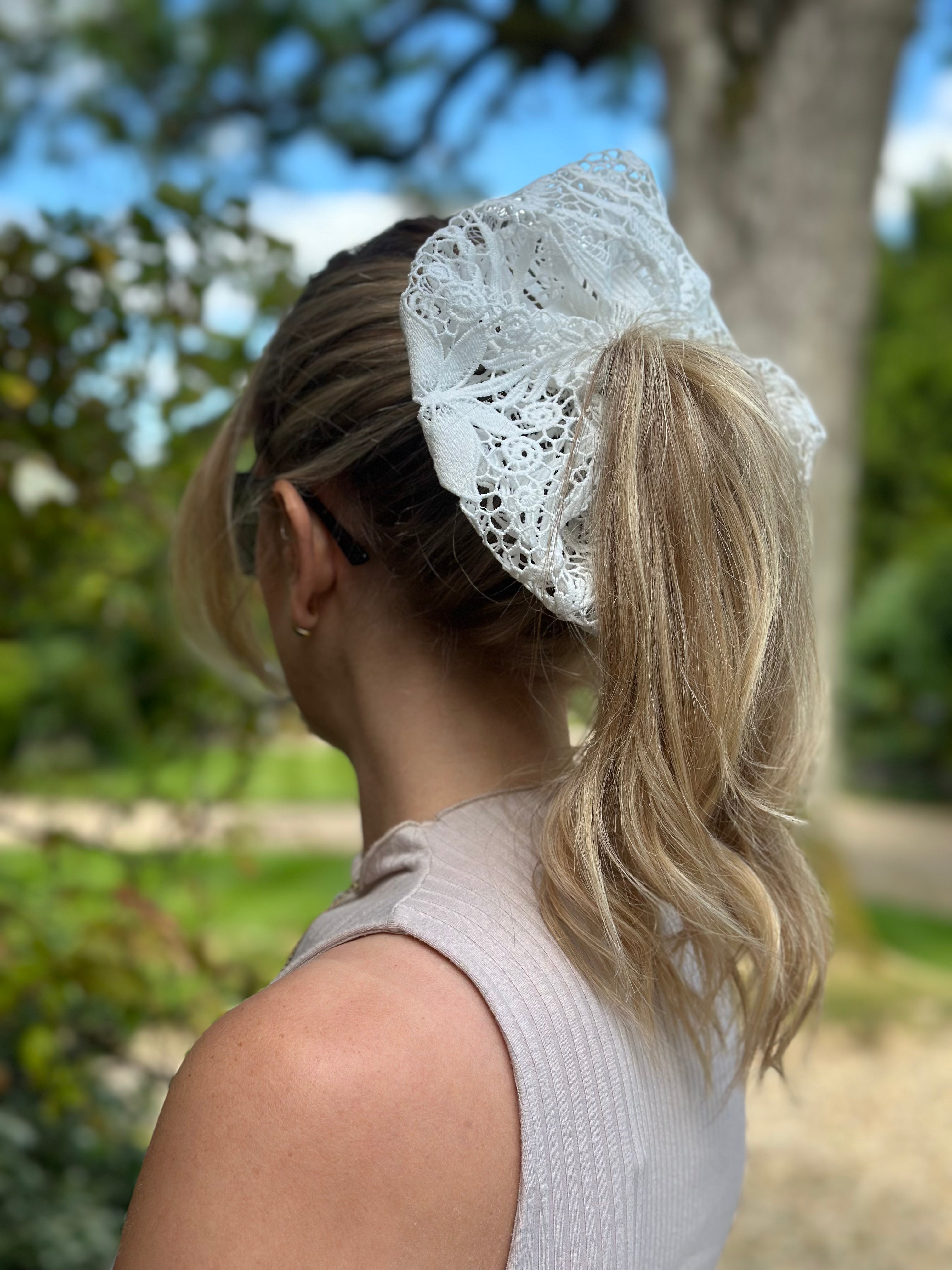 Maxi Lace Scrunchie